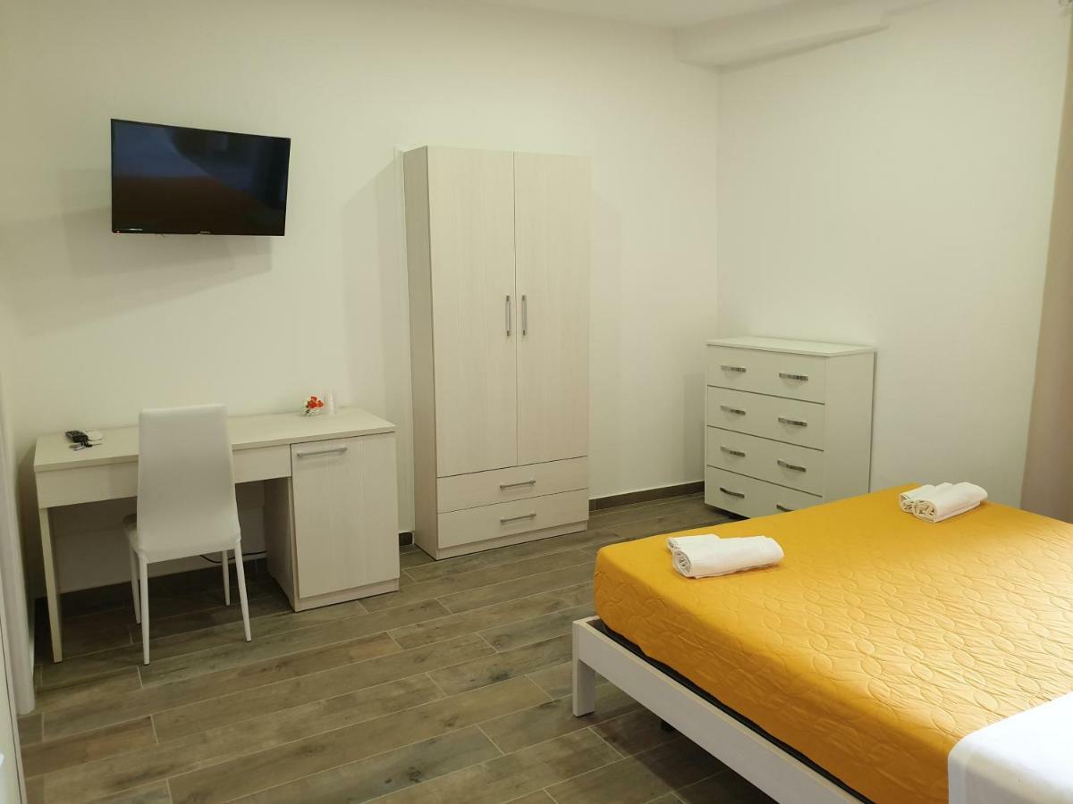 Gio Rooms Scalea Bagian luar foto
